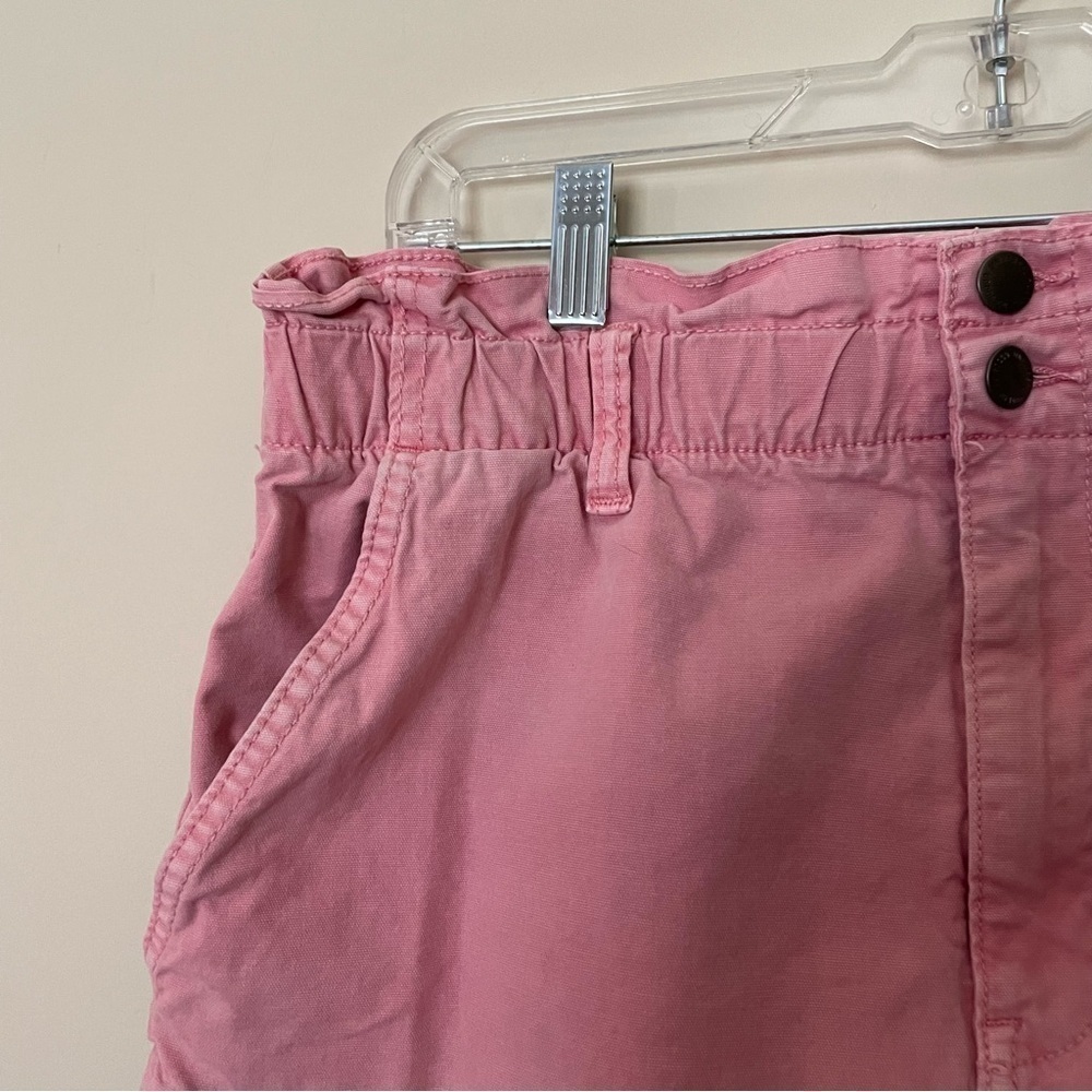 Universal Thread Pink High Waisted Ruffle Shorts - Picture 5 of 10
